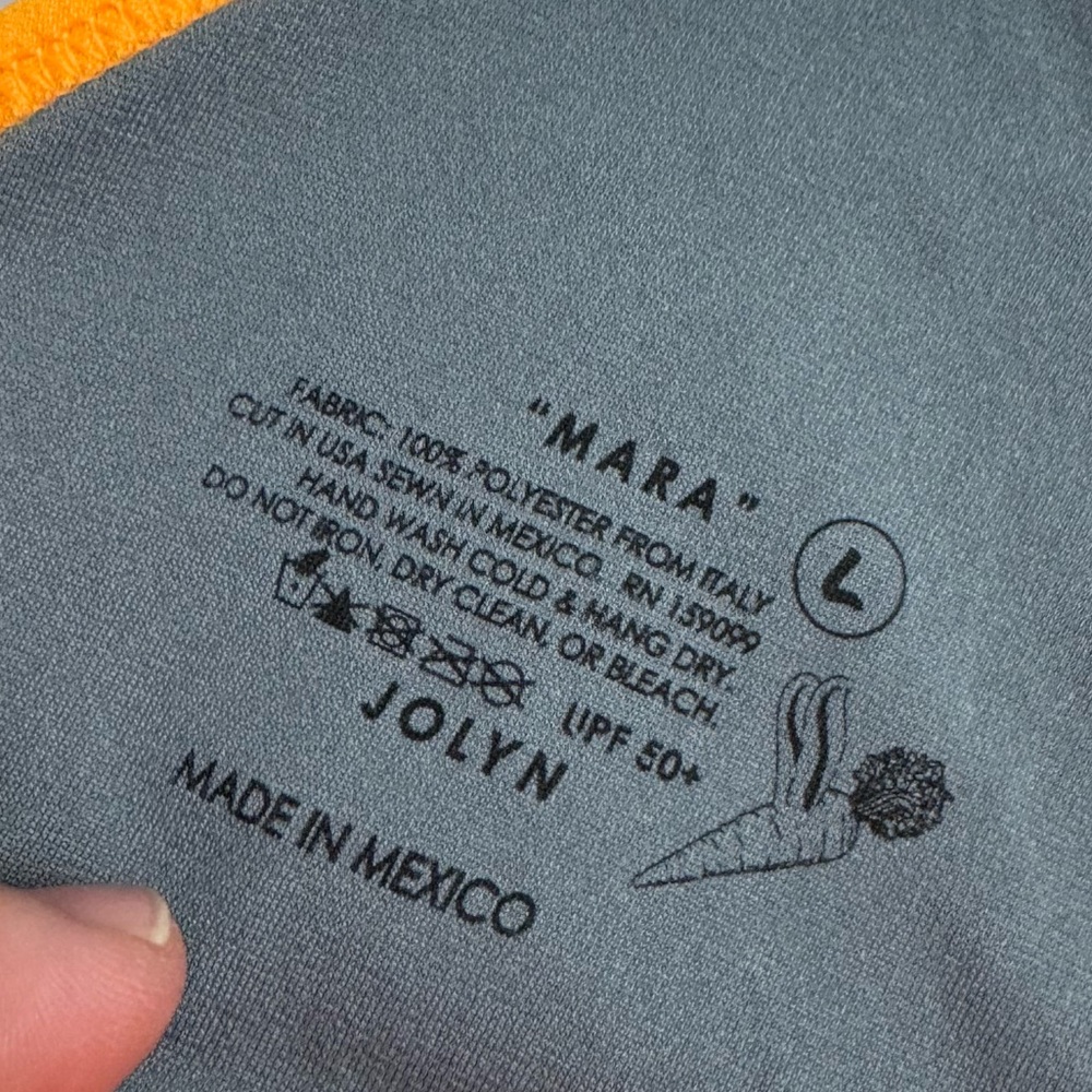 Jolyn Mara swim bikini top size large - Picture 4 of 4
